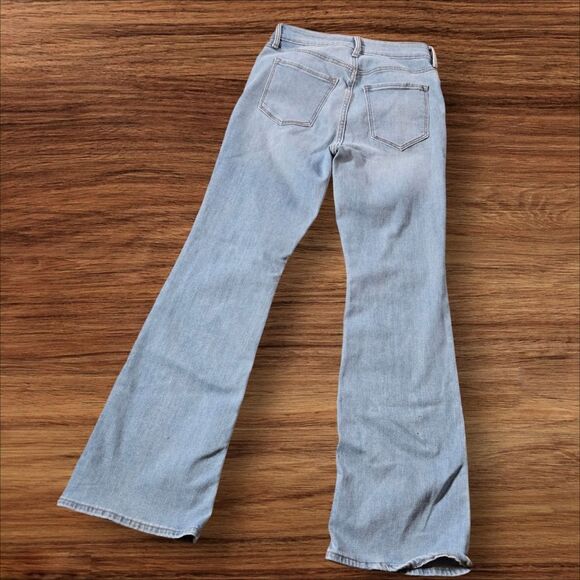 Old Navy High Rise Wow Flare Light Denim Jeans - Picture 3 of 7